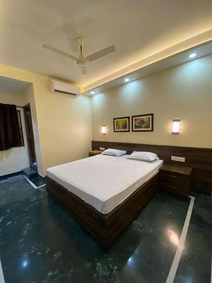 Shivam Hotels Calcutta  Esterno foto