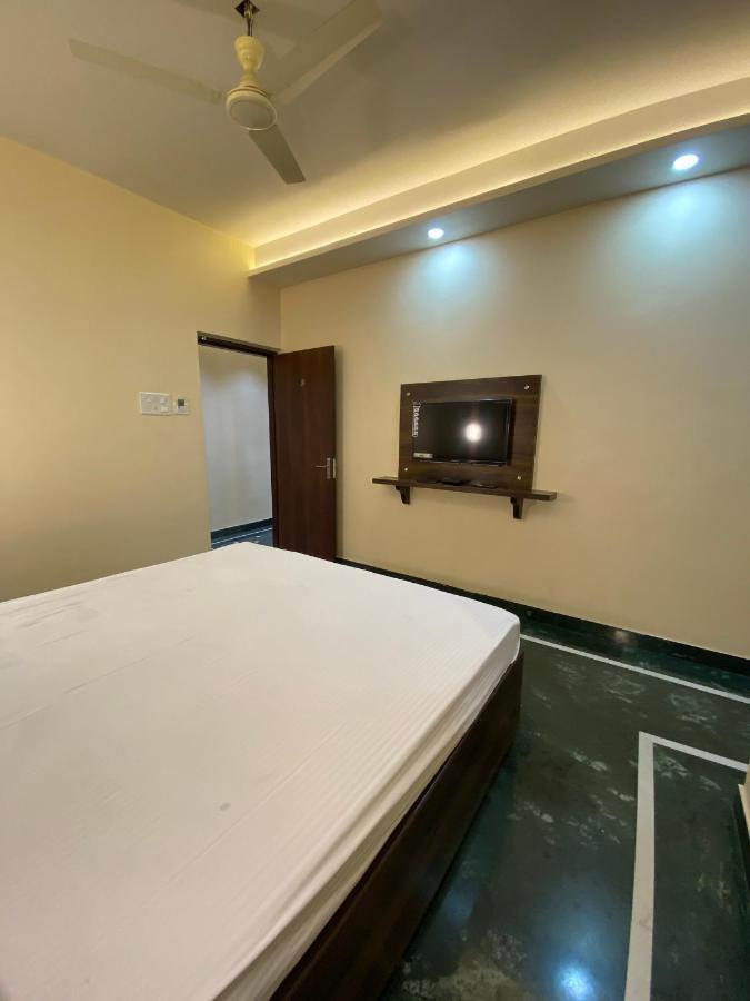 Shivam Hotels Calcutta  Esterno foto