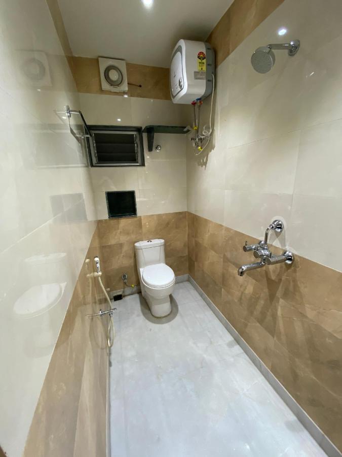 Shivam Hotels Calcutta  Esterno foto